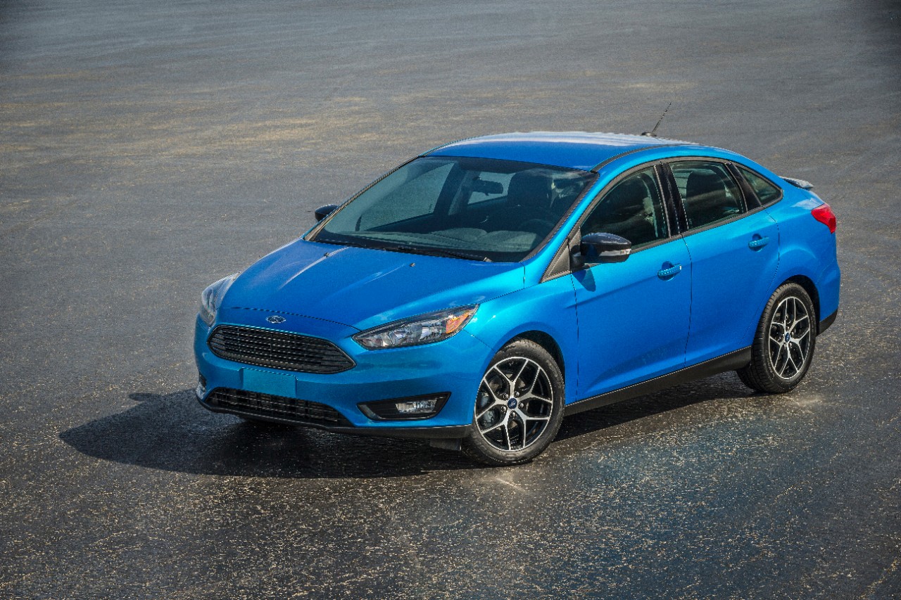 NEW FORD FOCUS LAUNCHES WITH NEXT-GENERATION STABILITY CONTROL TECHNOLOGY DESIGNED TO PREDICT POTENTIAL SPINOUTS