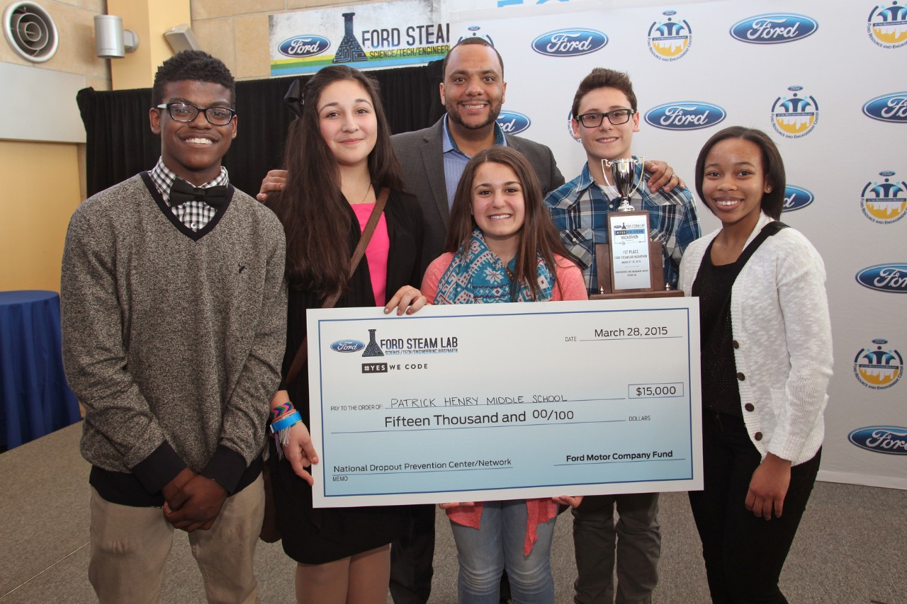 FORD STEAM LAB CHALLENGES STUDENTS, REWARDS HIGH-TECH THINKING AND CREATIVITY DURING HACKATHON