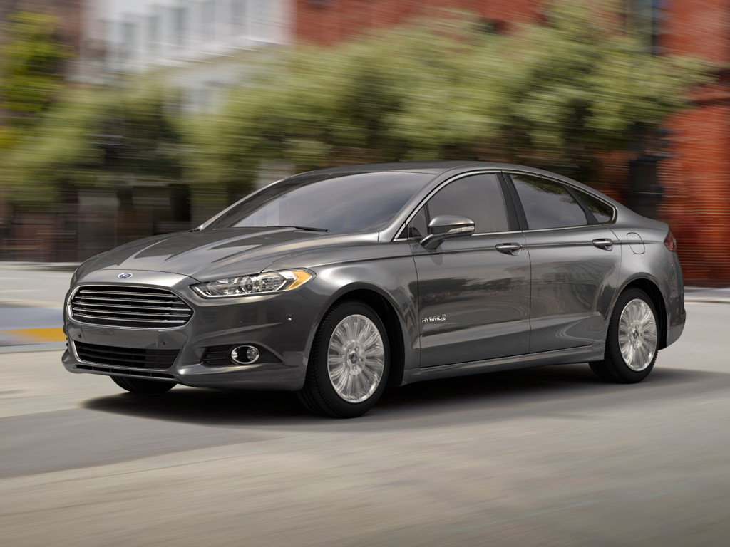 U.S. NEWS & WORLD REPORT: 2015 FORD FUSION HYBRID HONORED AS BEST HYBRID CAR FOR FAMILIES